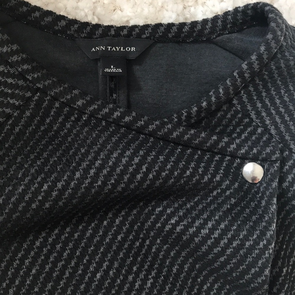 Shoulder button blazer - Picture 2 of 5